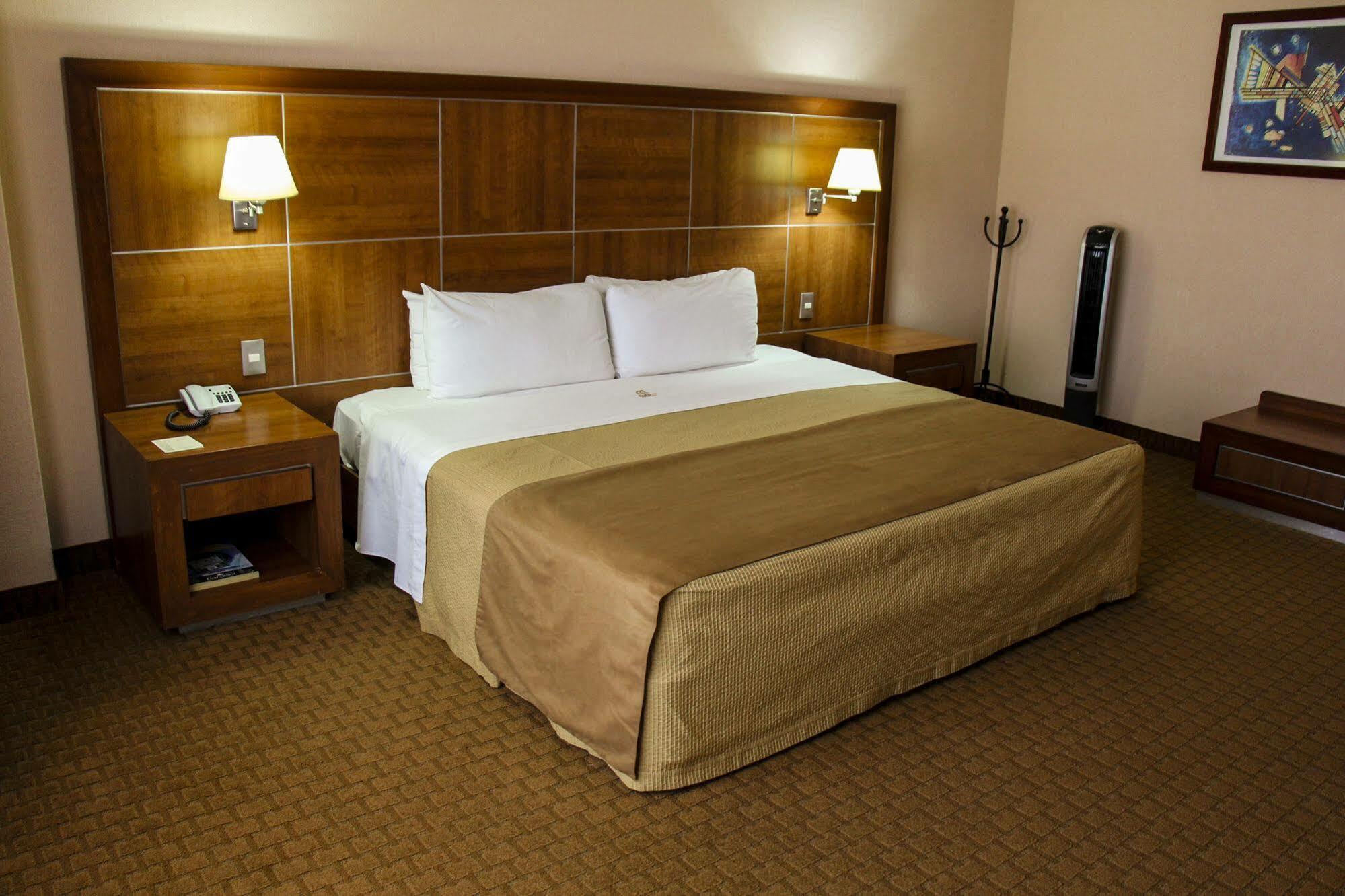 Hotel Soleil Business Class Celaya Celaya (Guanajuato) Exterior foto